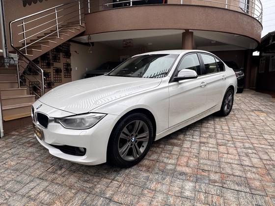 BMW 320i 2.0 16V TURBO ACTIVE FLEX 4P AUTOMÁTICO BMW 320i 2.0 16V TURBO ACTIVE FLEX 4P AUTOMÁTICO